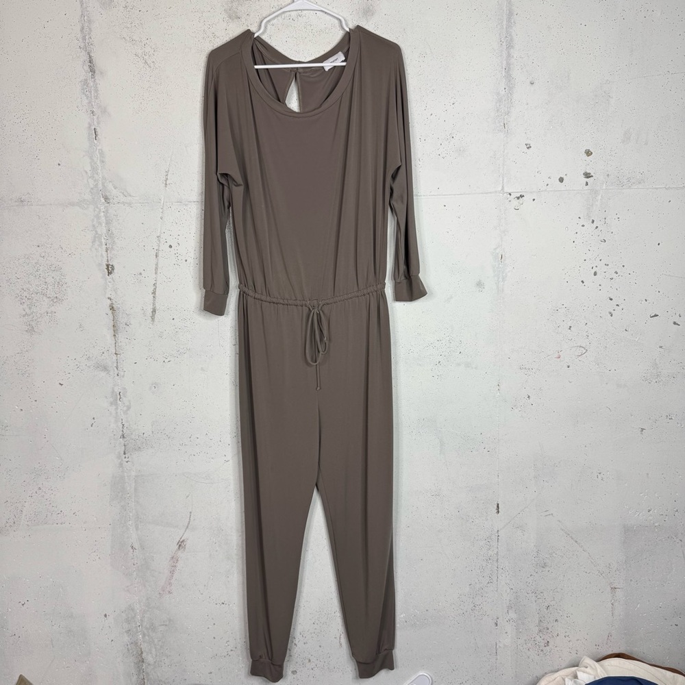 Lanston Revolve Long Sleeve Elastic Waist Jumpsuit Keyhole Back